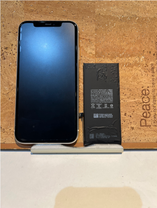 iPhone11(アイフォン11）のバッテリー交換を行いました。(*'▽')